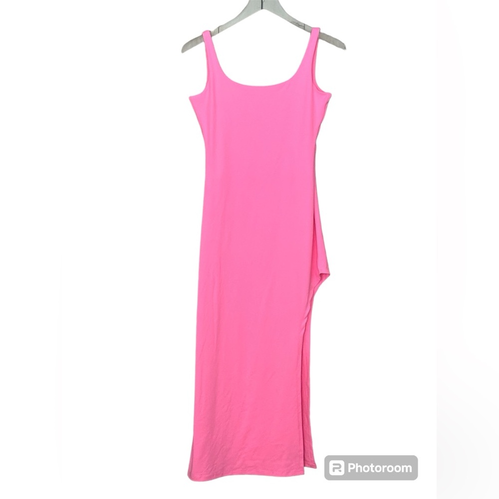 SUSANA MONACO: Boat neck, tank style dress with high slit in pink NWOT